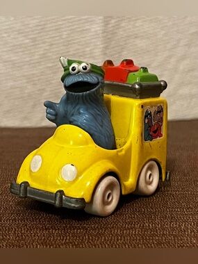 Vtg 1983 Playskool Sesame Street Cookie Monster Taxi Diecast Metal Car Rare